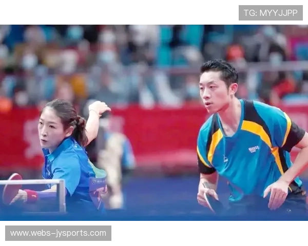 全运会混双决赛赛后合影，四代球员同框